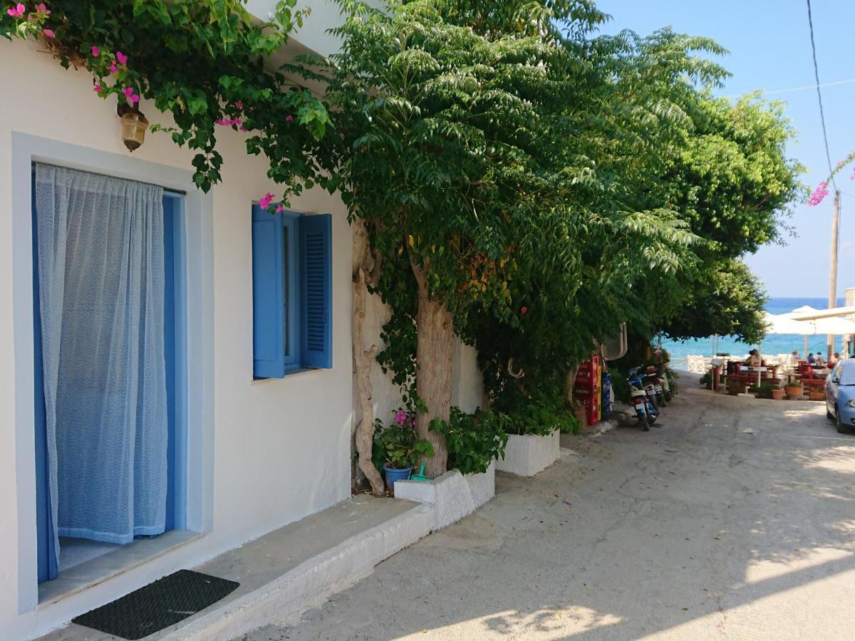 ~~ Sea Breeze Covered House ~~ Мохлос Екстер'єр фото